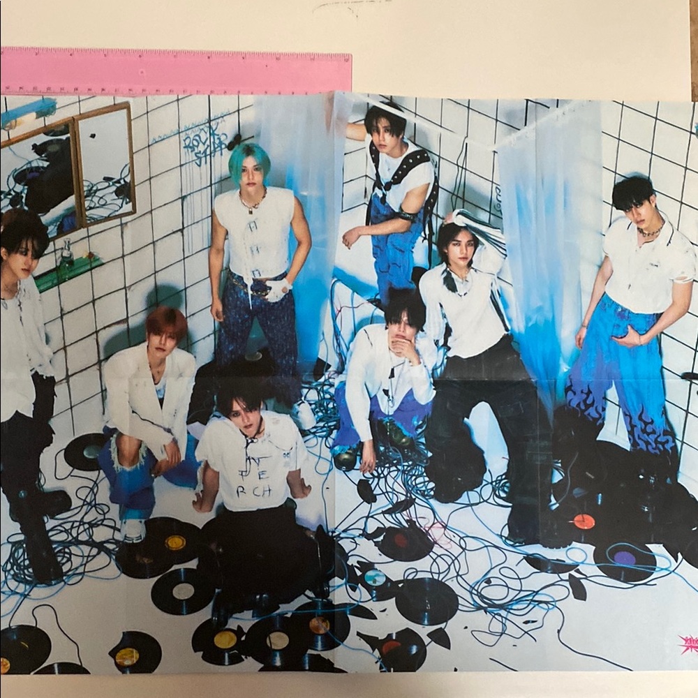 Stray Kids - ROCK-STAR ALBUM  (Target
Exclusive, CD) - Picture 6 of 15